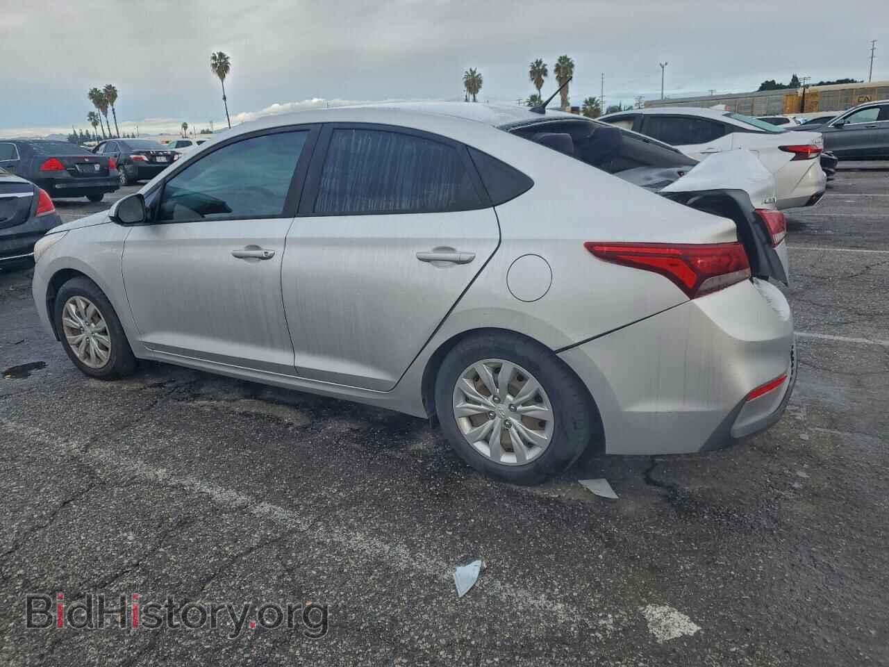 2019 HYUNDAI ACCENT - VIN: 3KPC24A3XKE079761 - Фото 2
