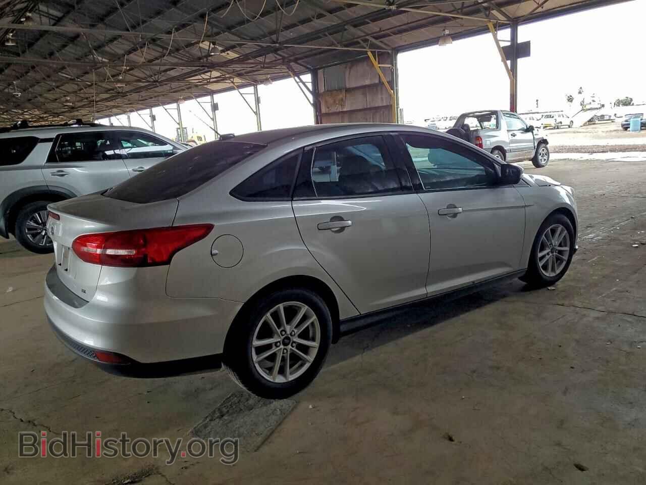 2017 FORD FOCUS - VIN: 1FADP3F23HL343912 - Фото 3