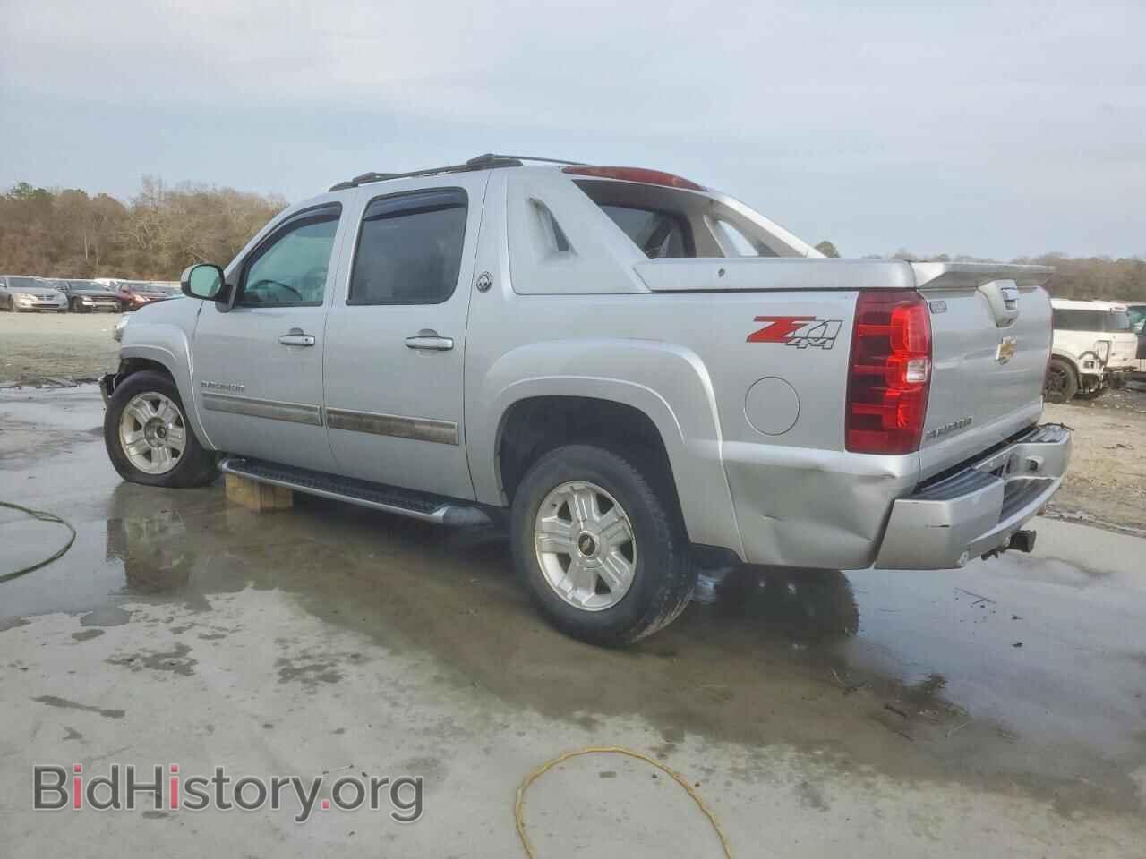 2013 CHEVROLET AVALANCHE - VIN: 3GNTKFE74DG196968 - Фото 2