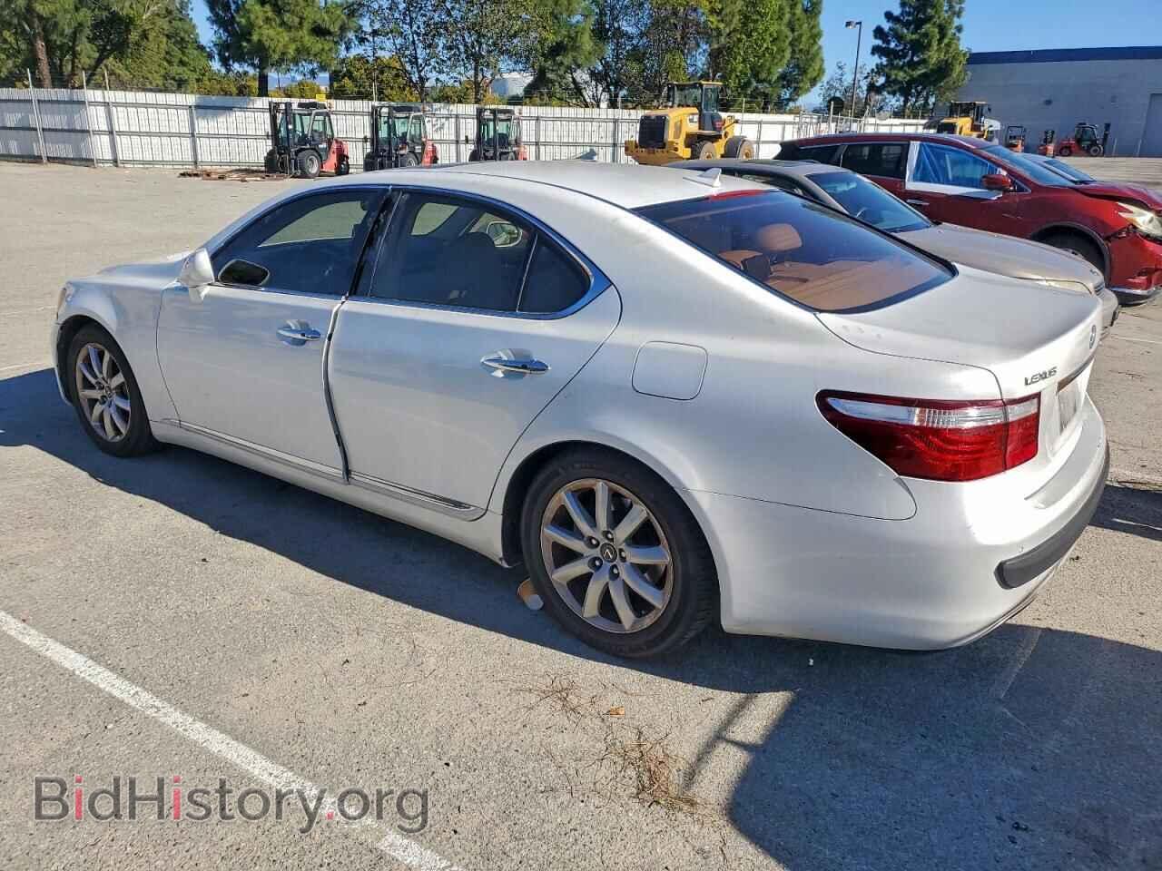2007 LEXUS LS460 - VIN: JTHBL46F675018937 - Photo 2