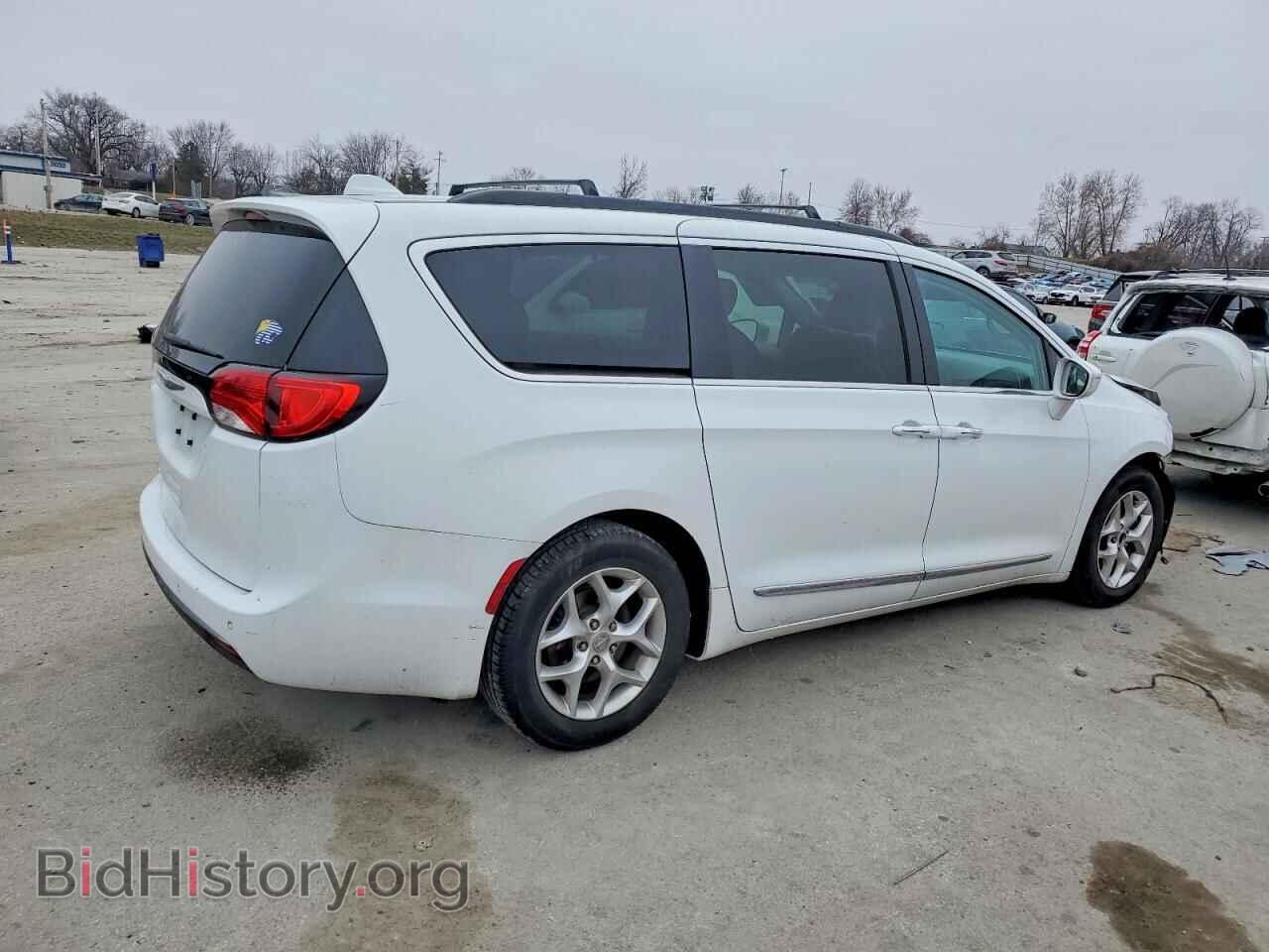 2017 CHRYSLER PACIFICA - VIN: 2C4RC1BG4HR634945 - Фото 3
