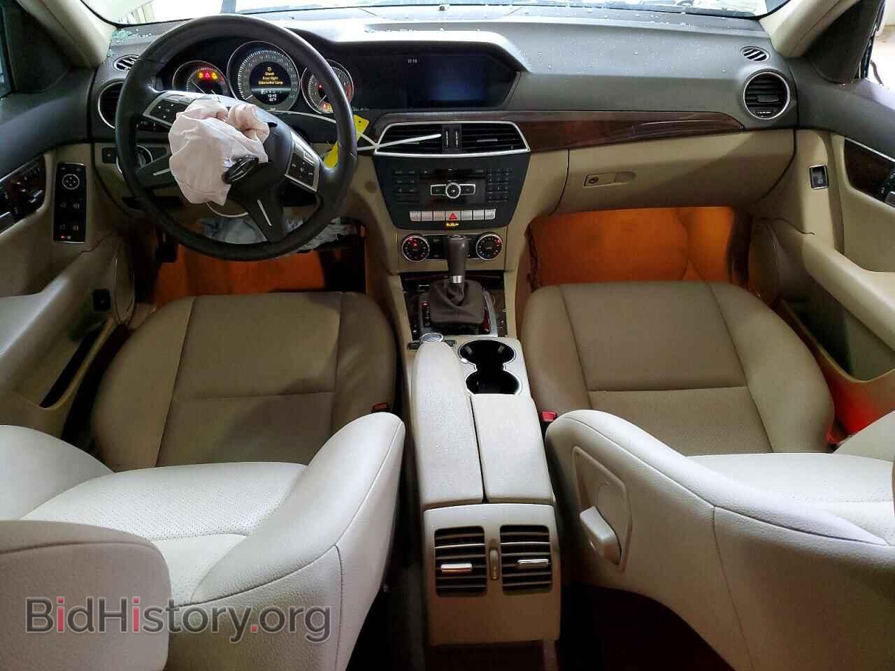 2013 MERCEDES-BENZ C-CLASS - VIN: WDDGF4HB9DF992111 - Фото 8