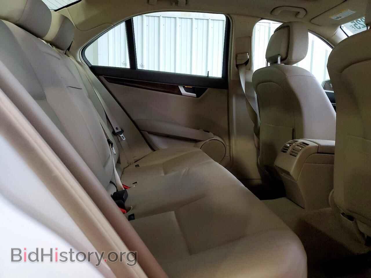2013 MERCEDES-BENZ C-CLASS - VIN: WDDGF4HB9DF992111 - Фото 10