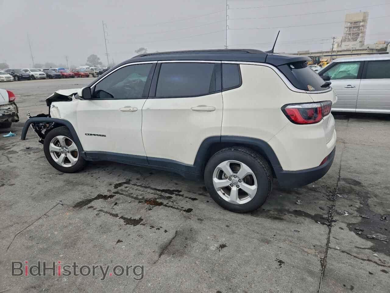 2018 JEEP COMPASS - VIN: 3C4NJCBB9JT374582 - Фото 2