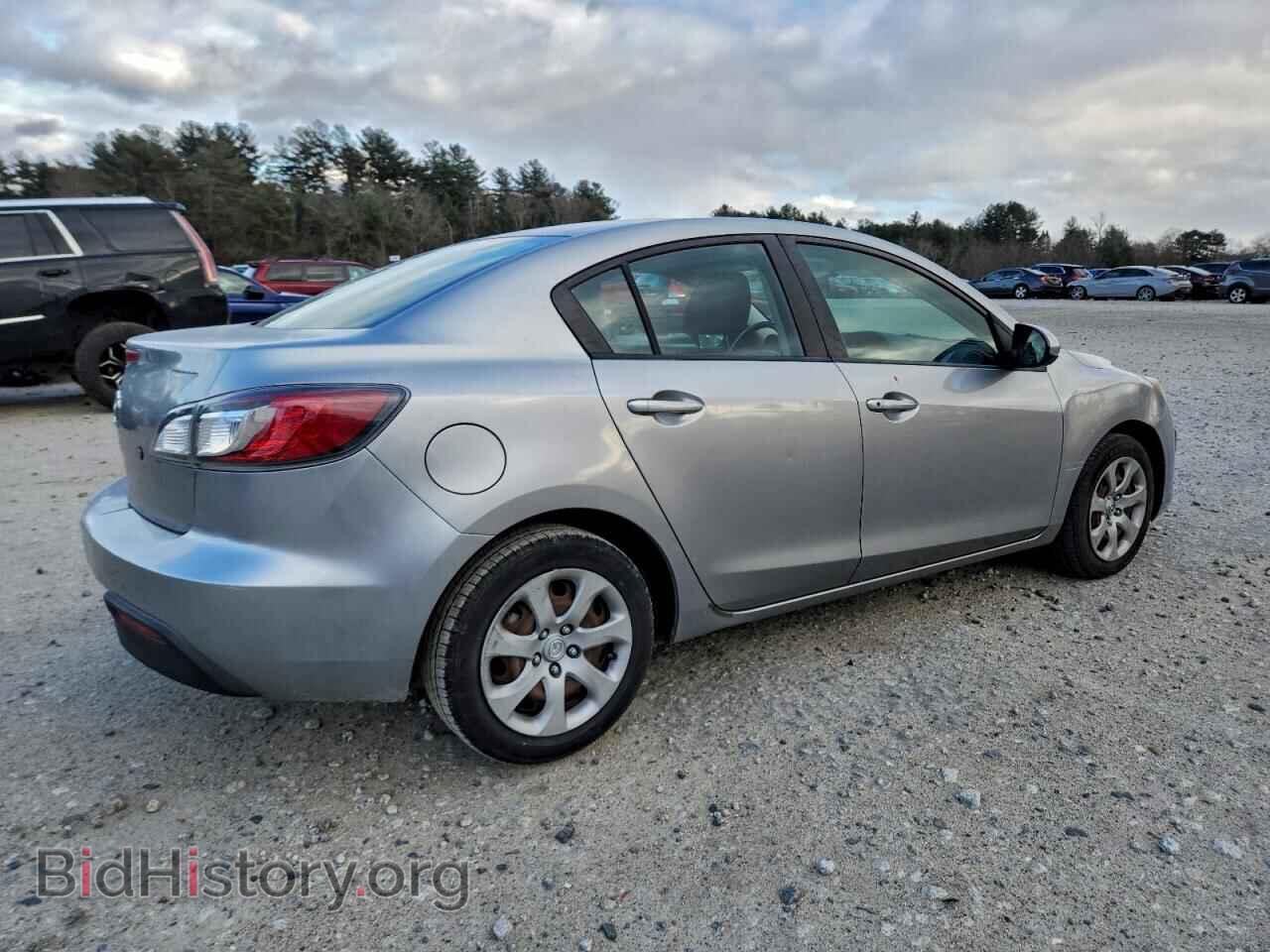 2011 MAZDA 3 - VIN: JM1BL1UF0B1464147 - Фото 3