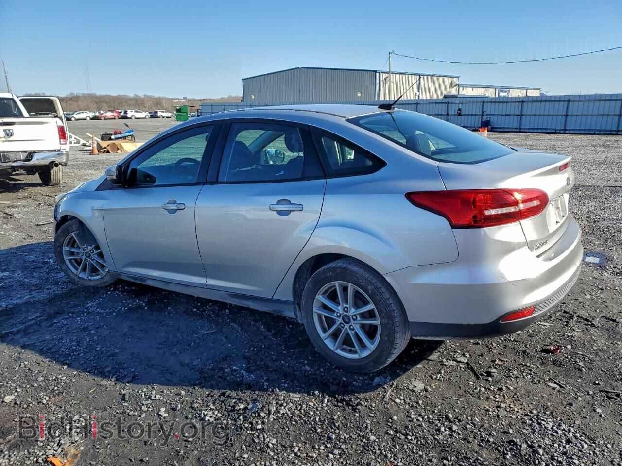 2017 FORD FOCUS - VIN: 1FADP3F2XHL320224 - Photo 2