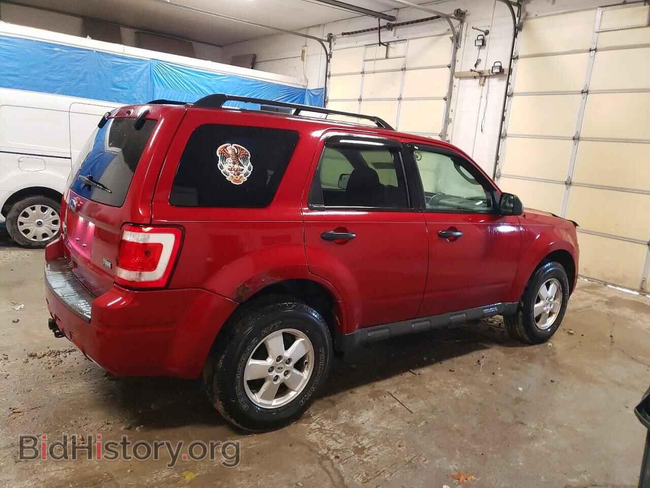 2011 FORD ESCAPE - VIN: 1FMCU0DG9BKA48379 - Фото 3