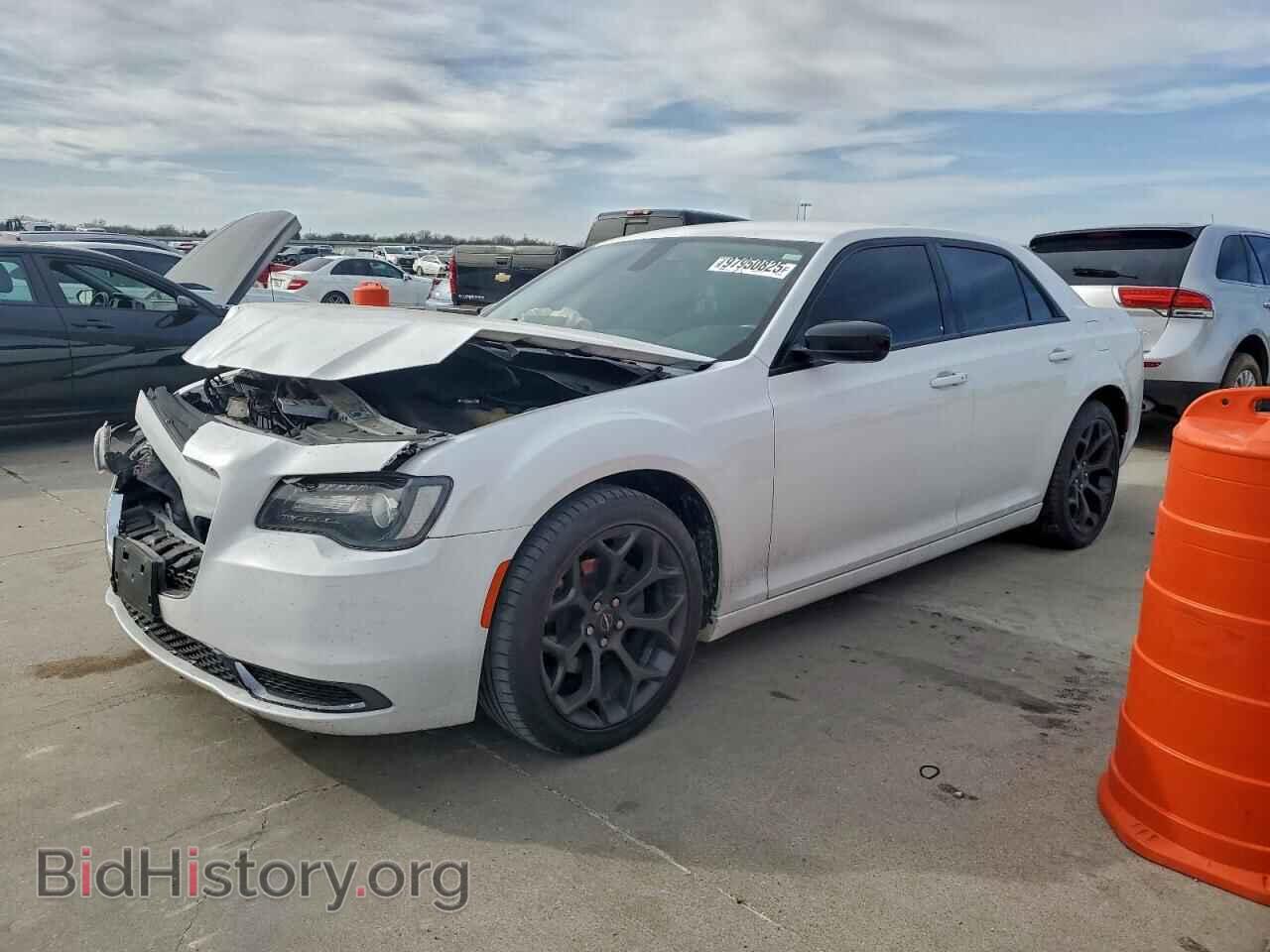 Photo 2C3CCAAG2KH528695 - CHRYSLER 300 2019