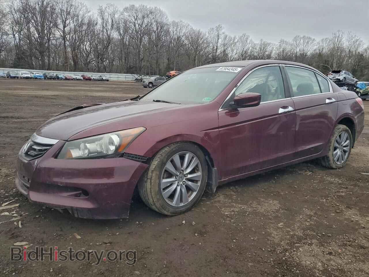 Photo 1HGCP3F89BA016073 - HONDA ACCORD 2011