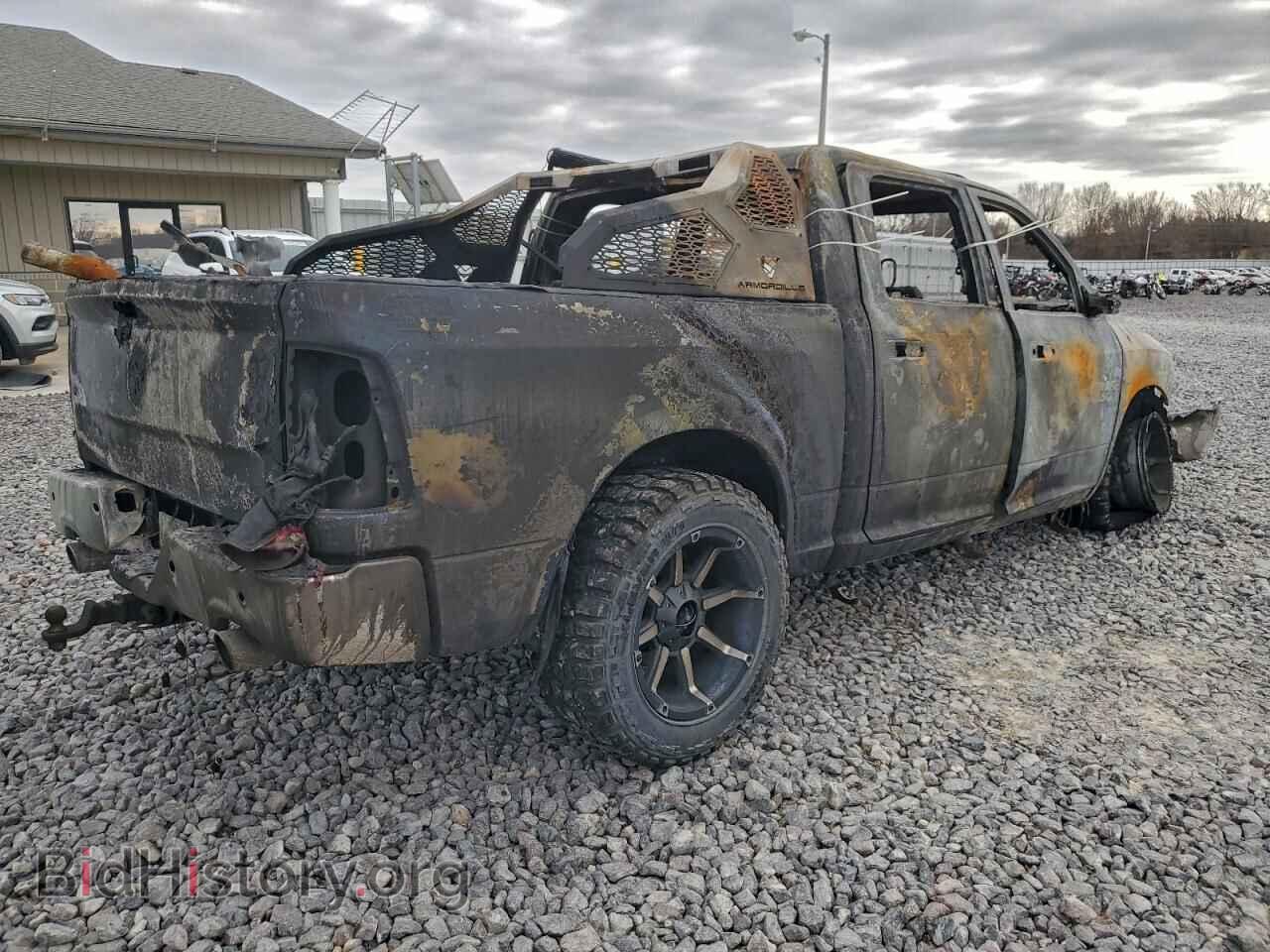 2016 RAM 1500 - VIN: 3C6RR7LT5GG169729 - Фото 3