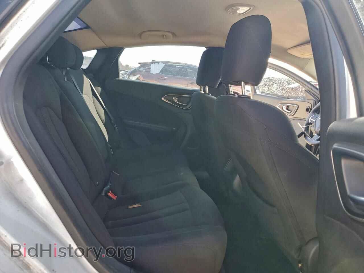 2015 CHRYSLER 200 - VIN: 1C3CCCAB4FN571870 - Фото 10