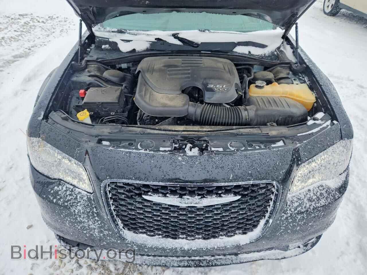 2019 CHRYSLER 300 - VIN: 2C3CCAGG7KH634440 - Photo 11