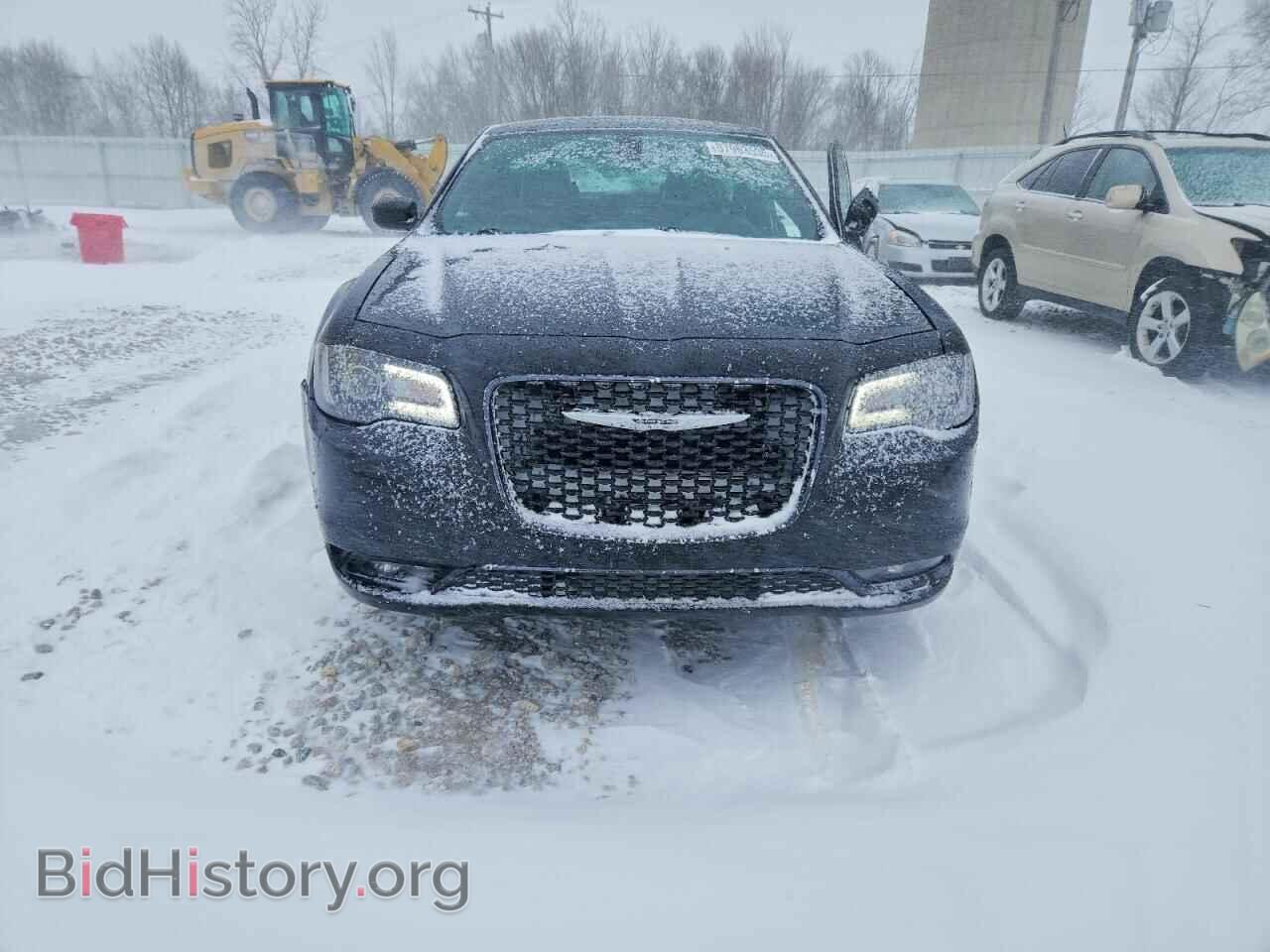 2019 CHRYSLER 300 - VIN: 2C3CCAGG7KH634440 - Photo 5