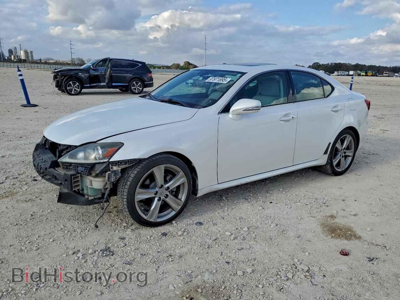 Photo JTHBF5C23B5142445 - LEXUS IS 2011