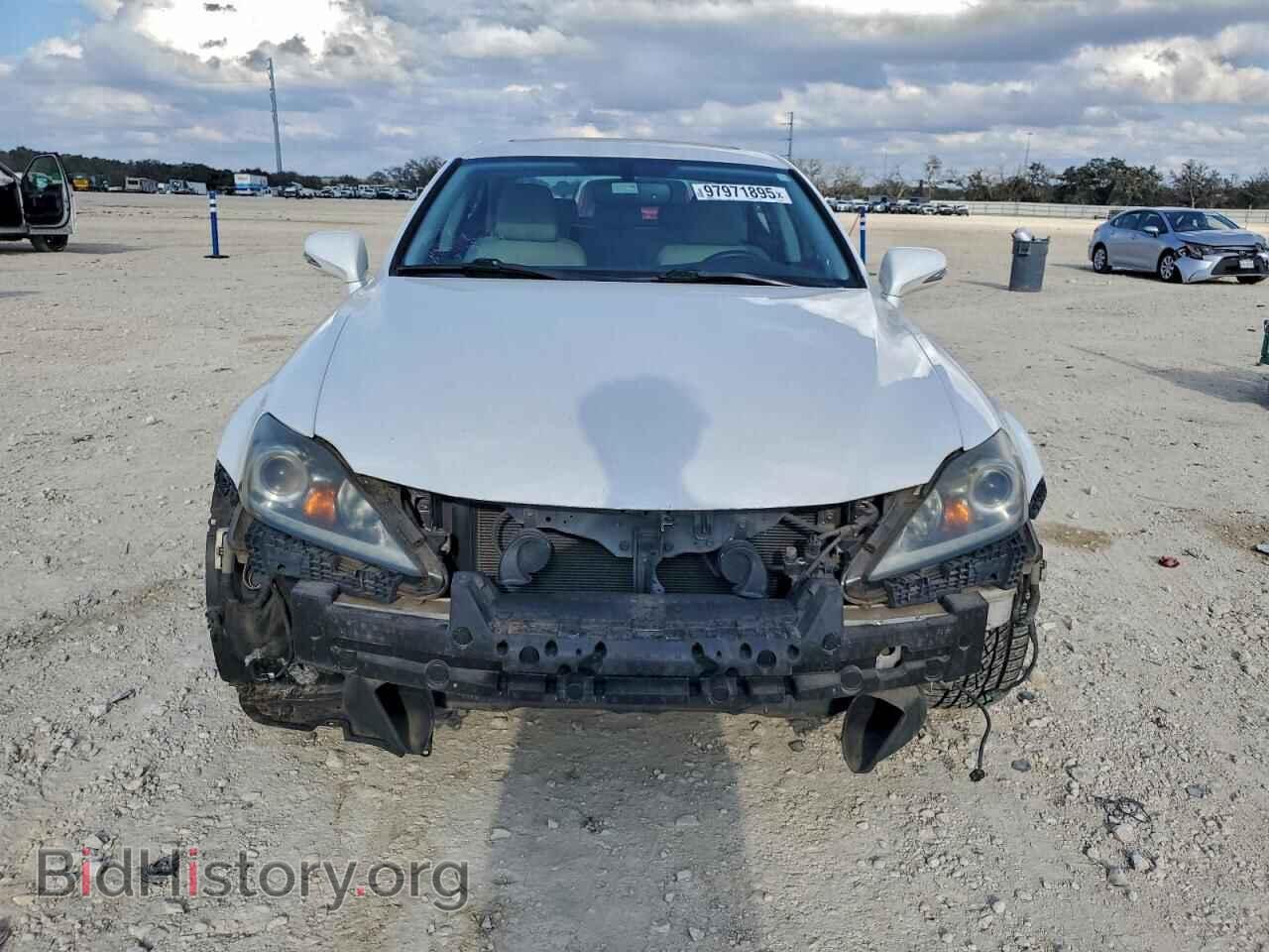 2011 LEXUS IS - VIN: JTHBF5C23B5142445 - Photo 5