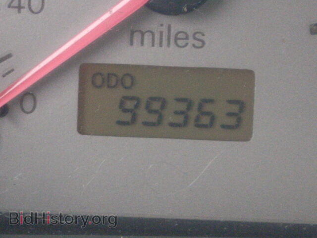 2000 MITSUBISHI ECLIPSE - VIN: 4A3AC34G3YE074500 - Photo 8