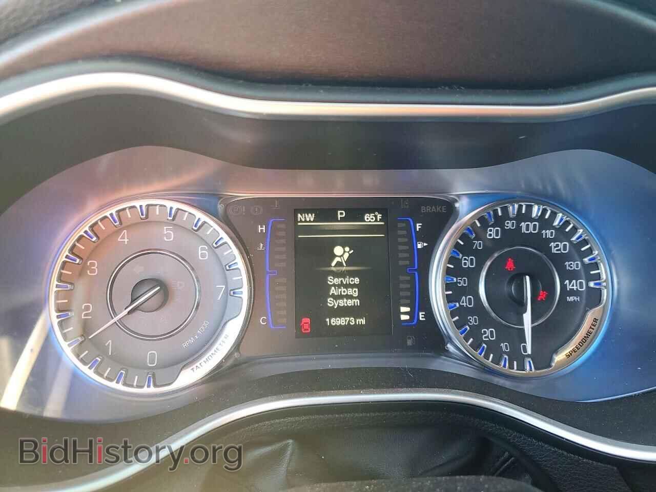 2015 CHRYSLER 200 - VIN: 1C3CCCABXFN760930 - Photo 9