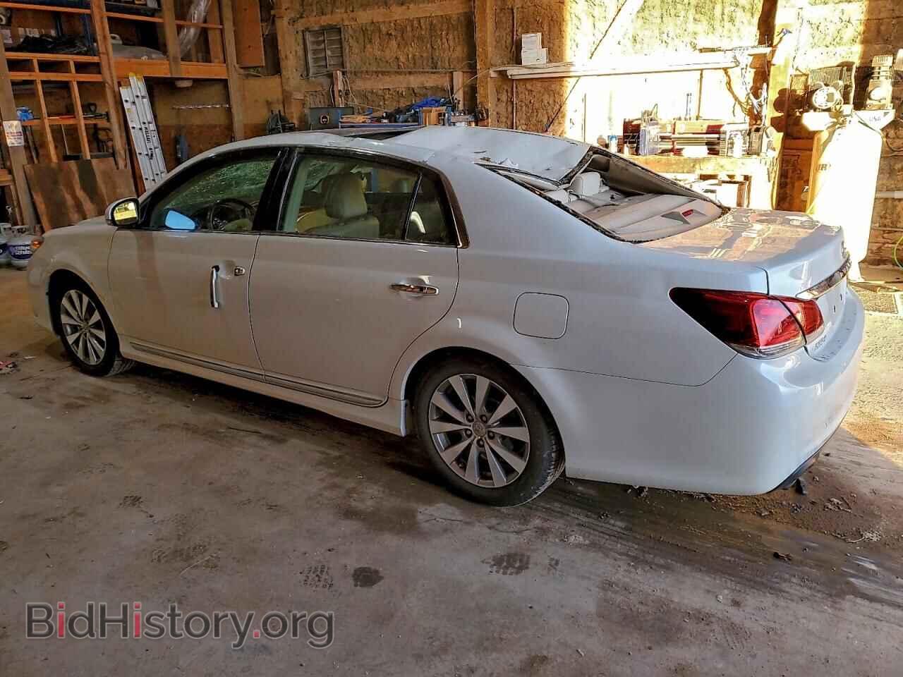 2011 TOYOTA AVALON - VIN: 4T1BK3DB4BU372805 - Фото 2