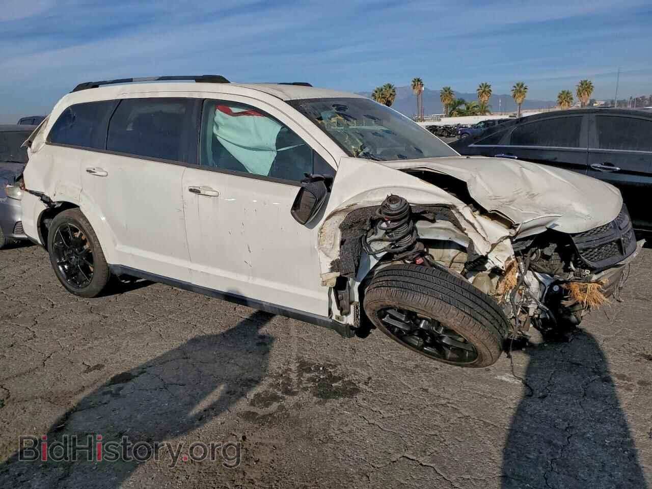 2017 DODGE JOURNEY - VIN: 3C4PDCBB0HT562529 - Фото 4