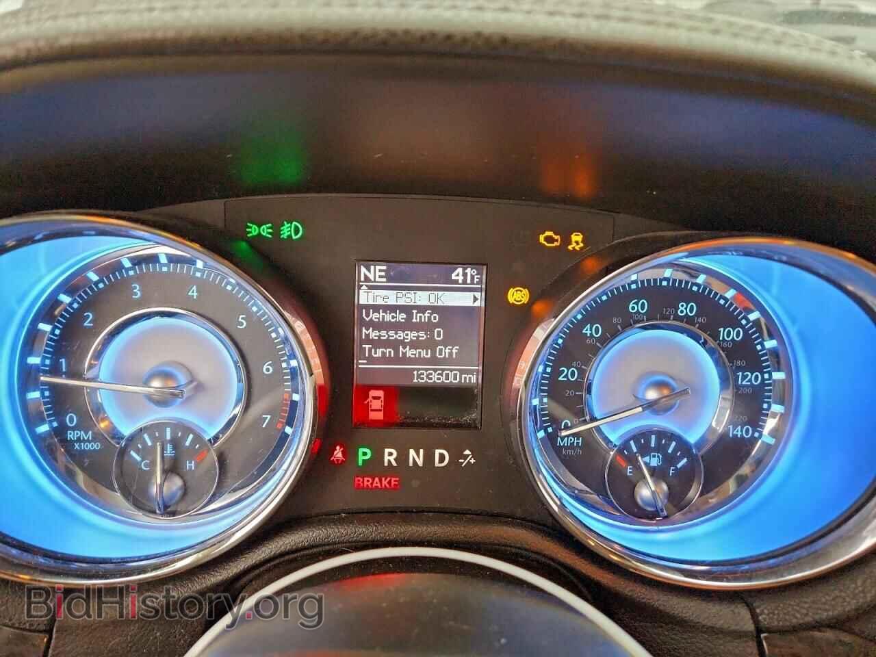 2011 CHRYSLER 300 - VIN: 2C3CA5CG7BH564313 - Фото 9