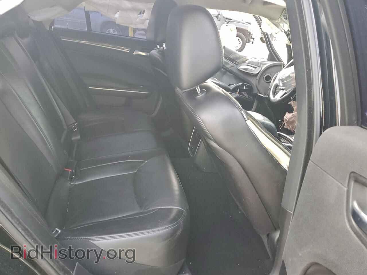2019 CHRYSLER 300 - VIN: 2C3CCARG6KH690060 - Фото 10
