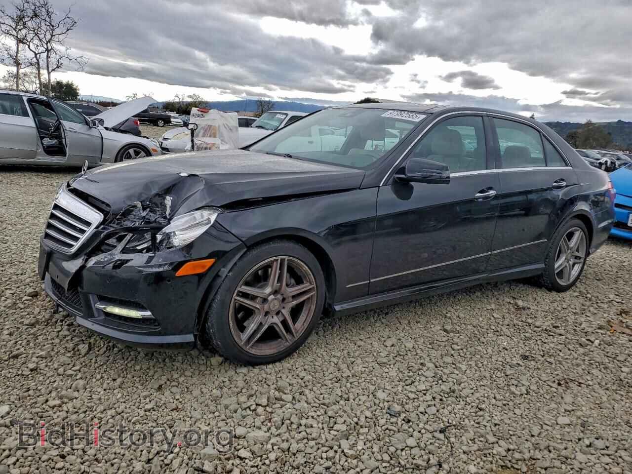 Photo WDDHF5KB3DA695187 - MERCEDES-BENZ E-CLASS 2013