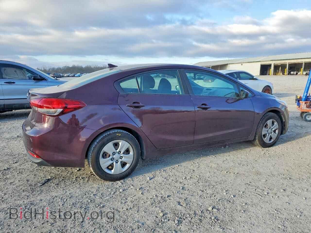 2017 KIA FORTE - VIN: 3KPFK4A78HE065799 - Фото 3