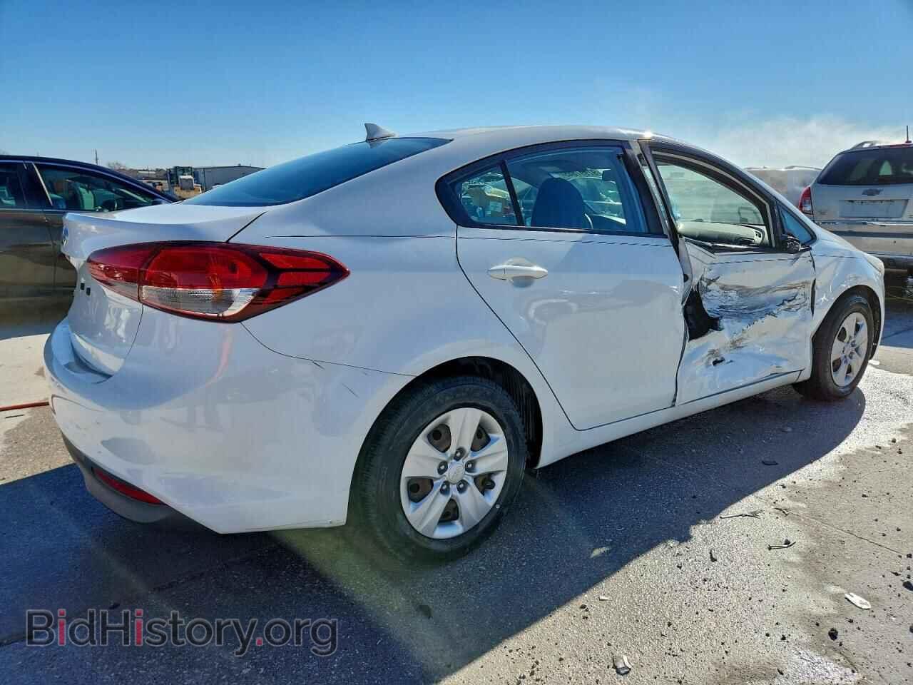 2017 KIA FORTE - VIN: 3KPFK4A7XHE078828 - Фото 3