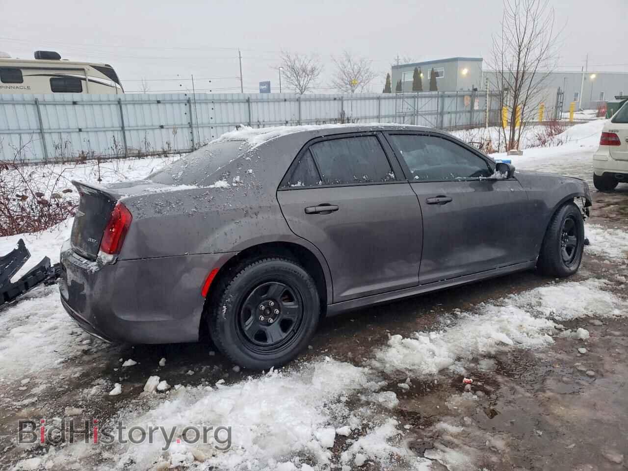 2018 CHRYSLER 300 - VIN: 2C3CCABG6JH304178 - Фото 3