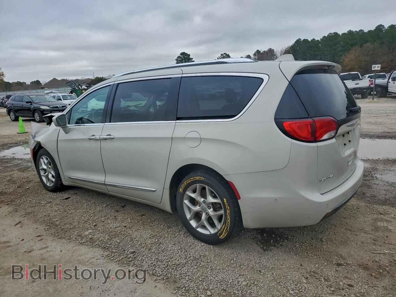 2017 CHRYSLER PACIFICA - VIN: 2C4RC1EG2HR739883 - Photo 2