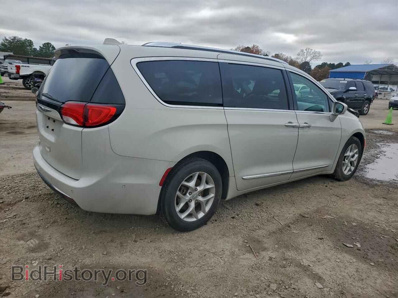 2017 CHRYSLER PACIFICA - VIN: 2C4RC1EG2HR739883 - Photo 3