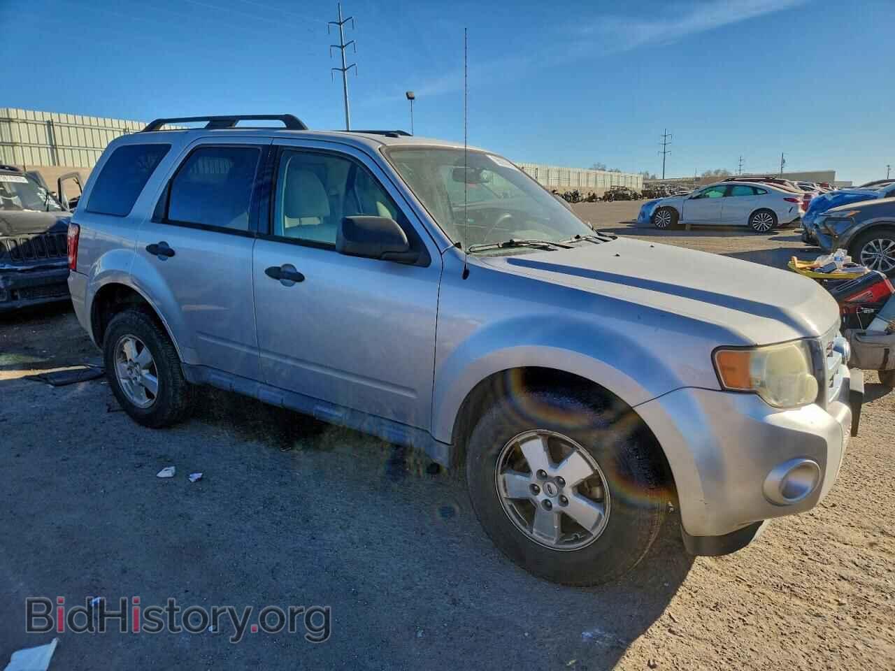 2011 FORD ESCAPE - VIN: 1FMCU0DG7BKC17704 - Фото 4