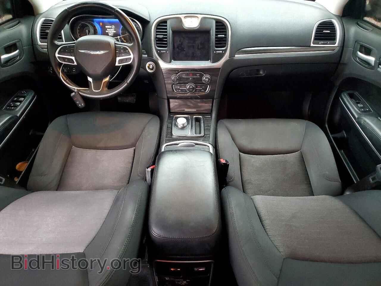 2018 CHRYSLER 300 - VIN: 2C3CCAAGXJH208233 - Фото 8