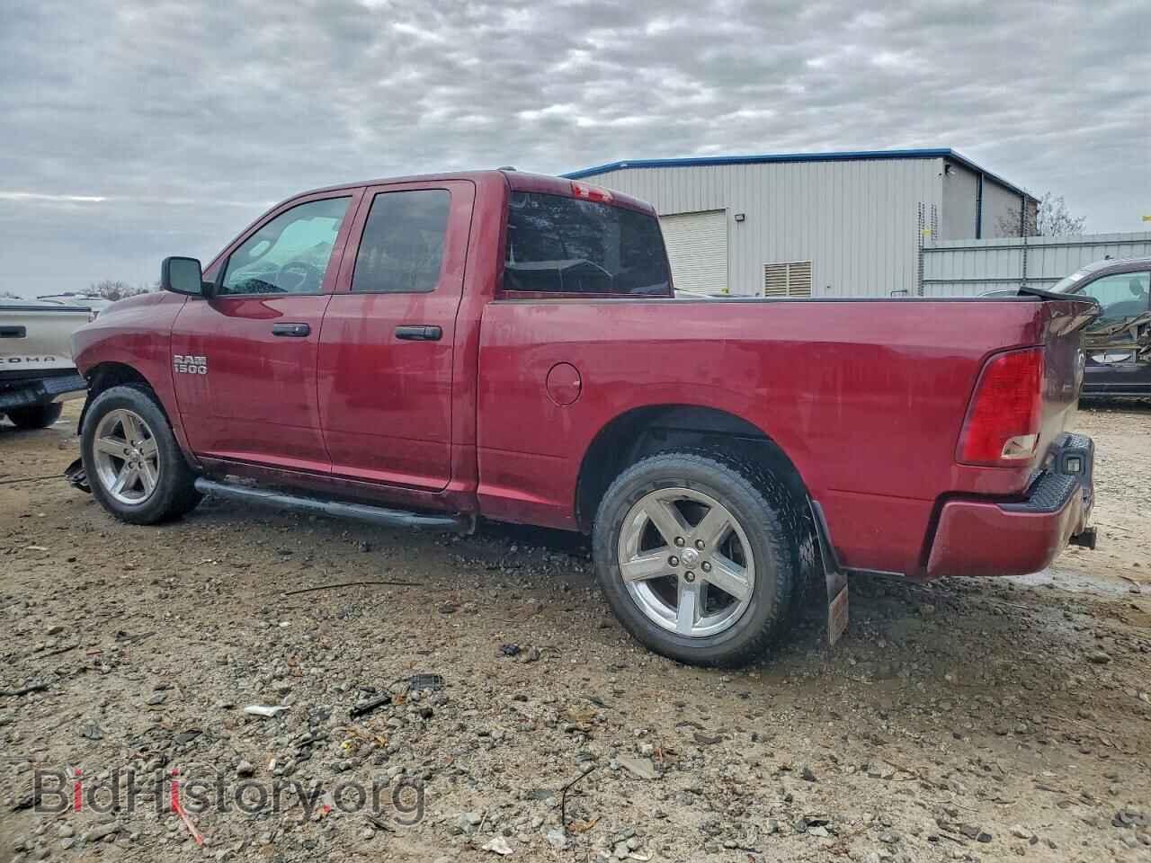 2018 RAM 1500 - VIN: 1C6RR6FG0JS256401 - Photo 2
