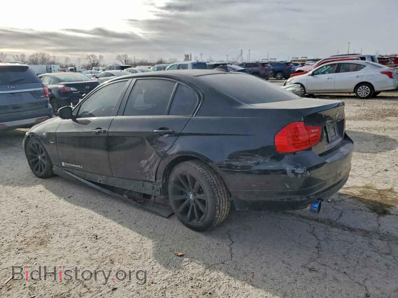 2011 BMW 3 SERIES - VIN: WBAPH5C53BA446147 - Фото 2