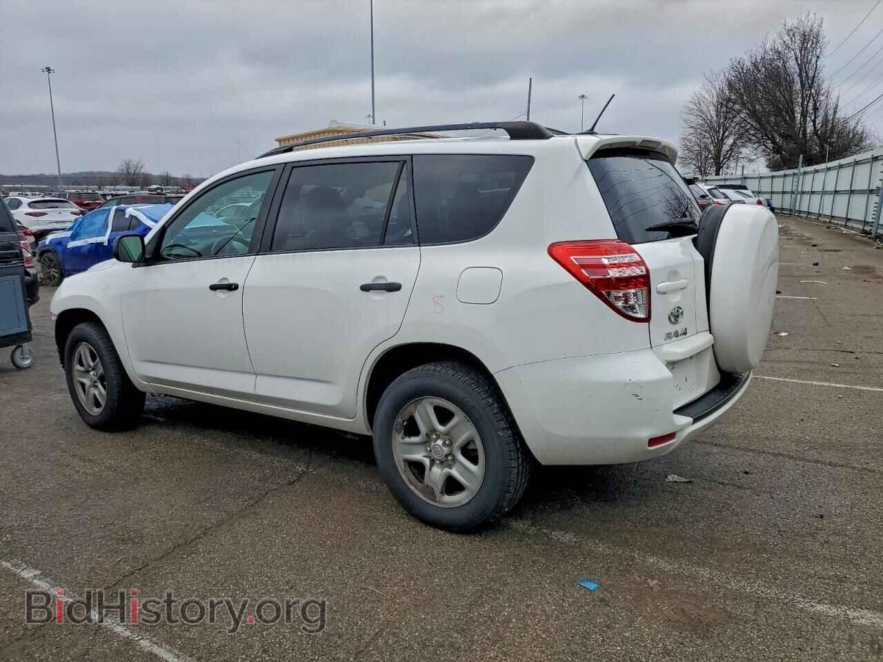 2011 TOYOTA RAV4 - VIN: 2T3BF4DV3BW174521 - Фото 2