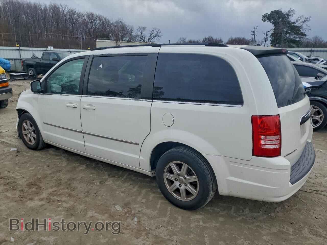 2010 CHRYSLER MINIVAN - VIN: 2A4RR5D15AR308344 - Фото 2