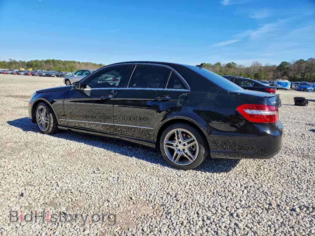 2013 MERCEDES-BENZ E-CLASS - VIN: WDDHF9BB1DA738190 - Фото 2