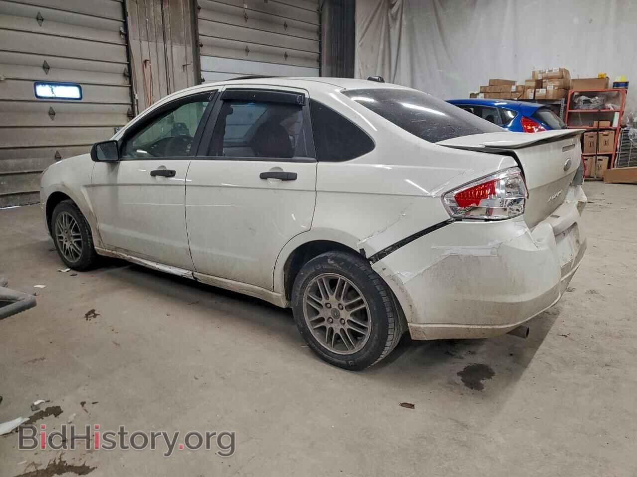 2010 FORD FOCUS - VIN: 1FAHP3FN9AW298409 - Фото 2