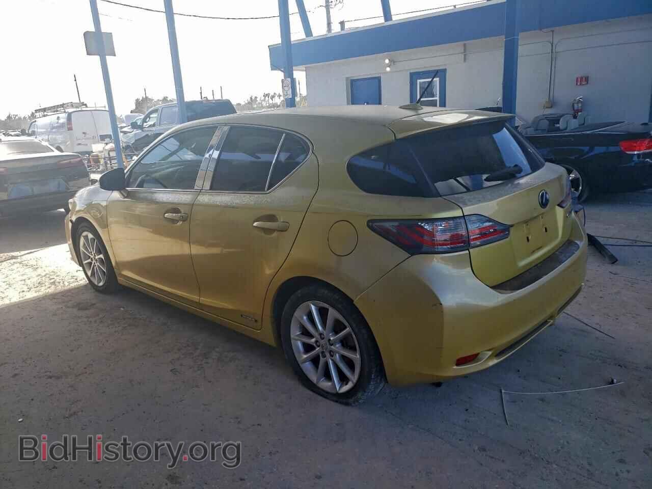 2011 LEXUS CT 200 - VIN: JTHKD5BH4B2029892 - Photo 2
