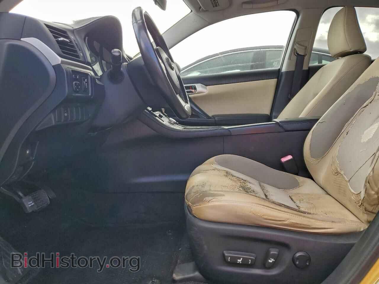 2011 LEXUS CT 200 - VIN: JTHKD5BH4B2029892 - Photo 7