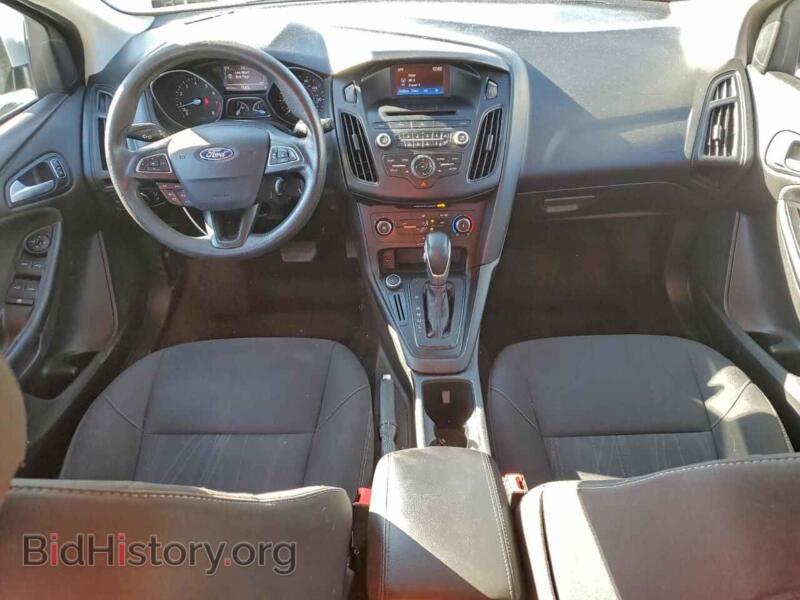 2017 Ford FOCUS (VIN 1FADP3K24HL345206) — photo 8 of 12
