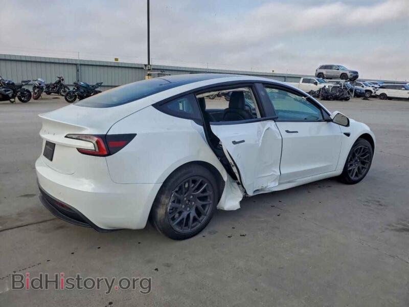 2024 Tesla MODEL 3 (VIN 5YJ3E1EA9RF869877) — фото 3 из 15