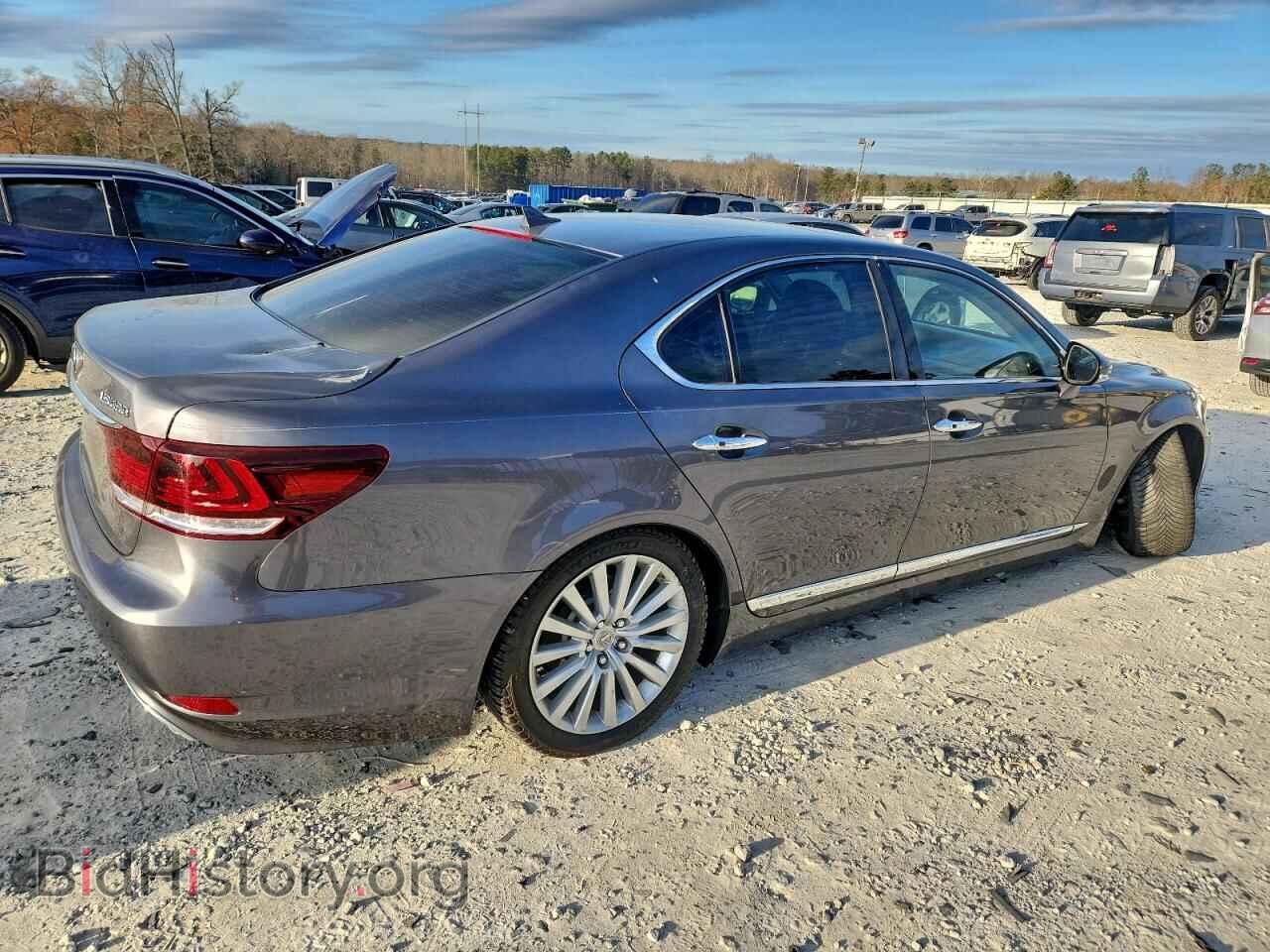 2013 LEXUS LS460 - VIN: JTHBL5EF4D5117436 - Photo 3