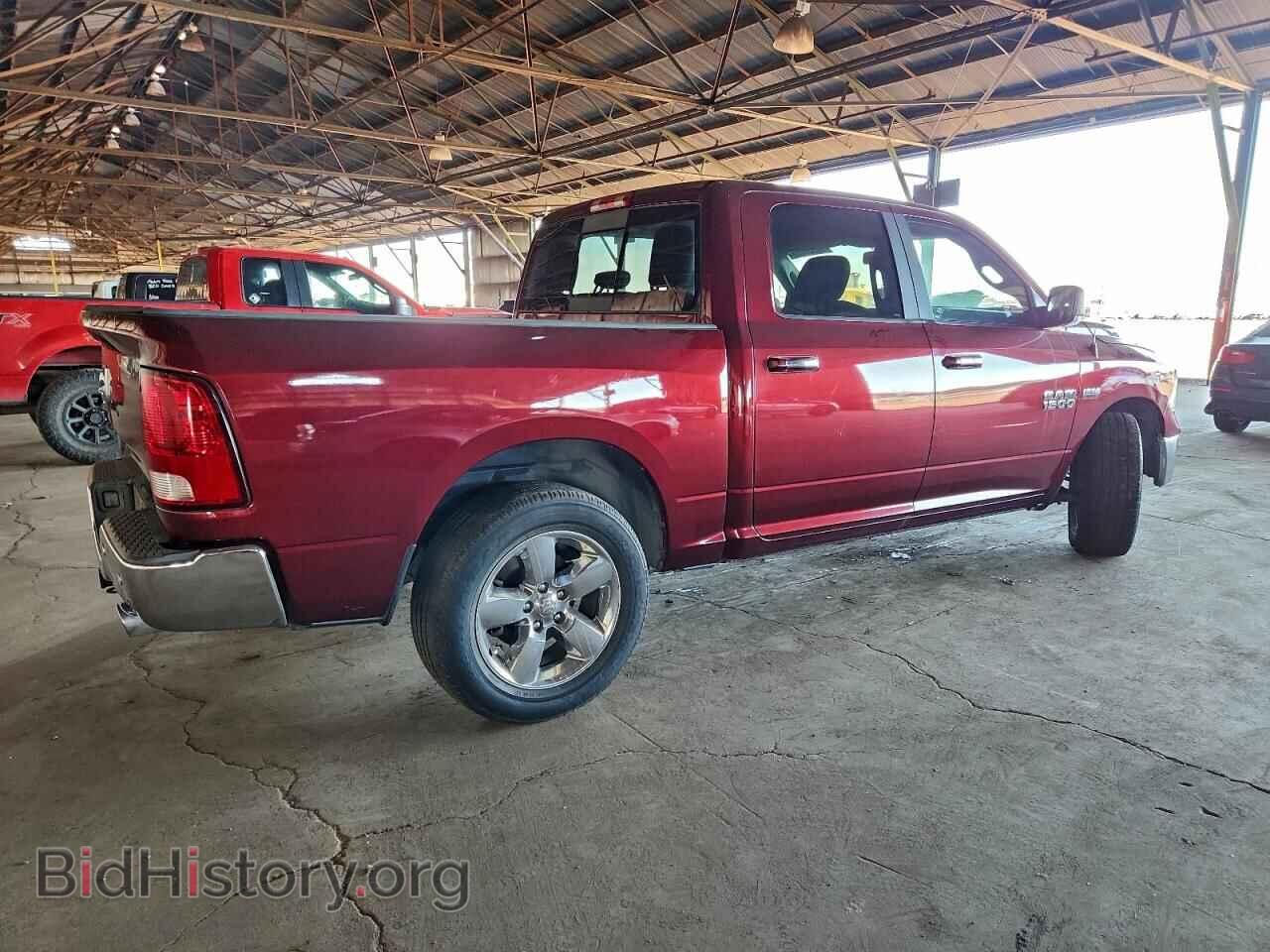 2017 RAM 1500 - VIN: 3C6RR6LT0HG563702 - Фото 3