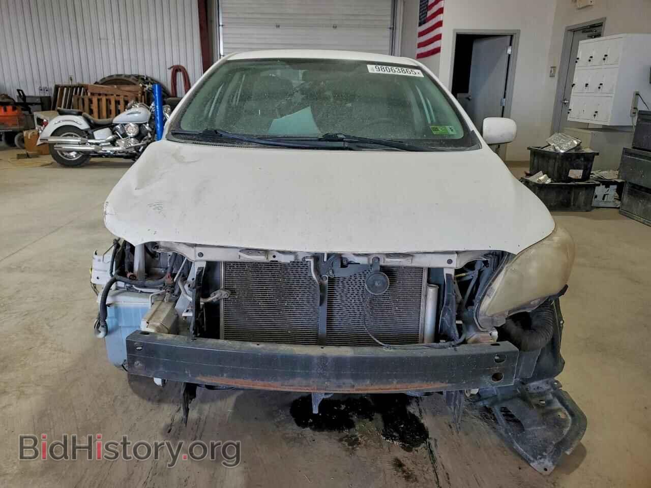 2011 TOYOTA COROLLA - VIN: 2T1BU4EE6BC641204 - Фото 5