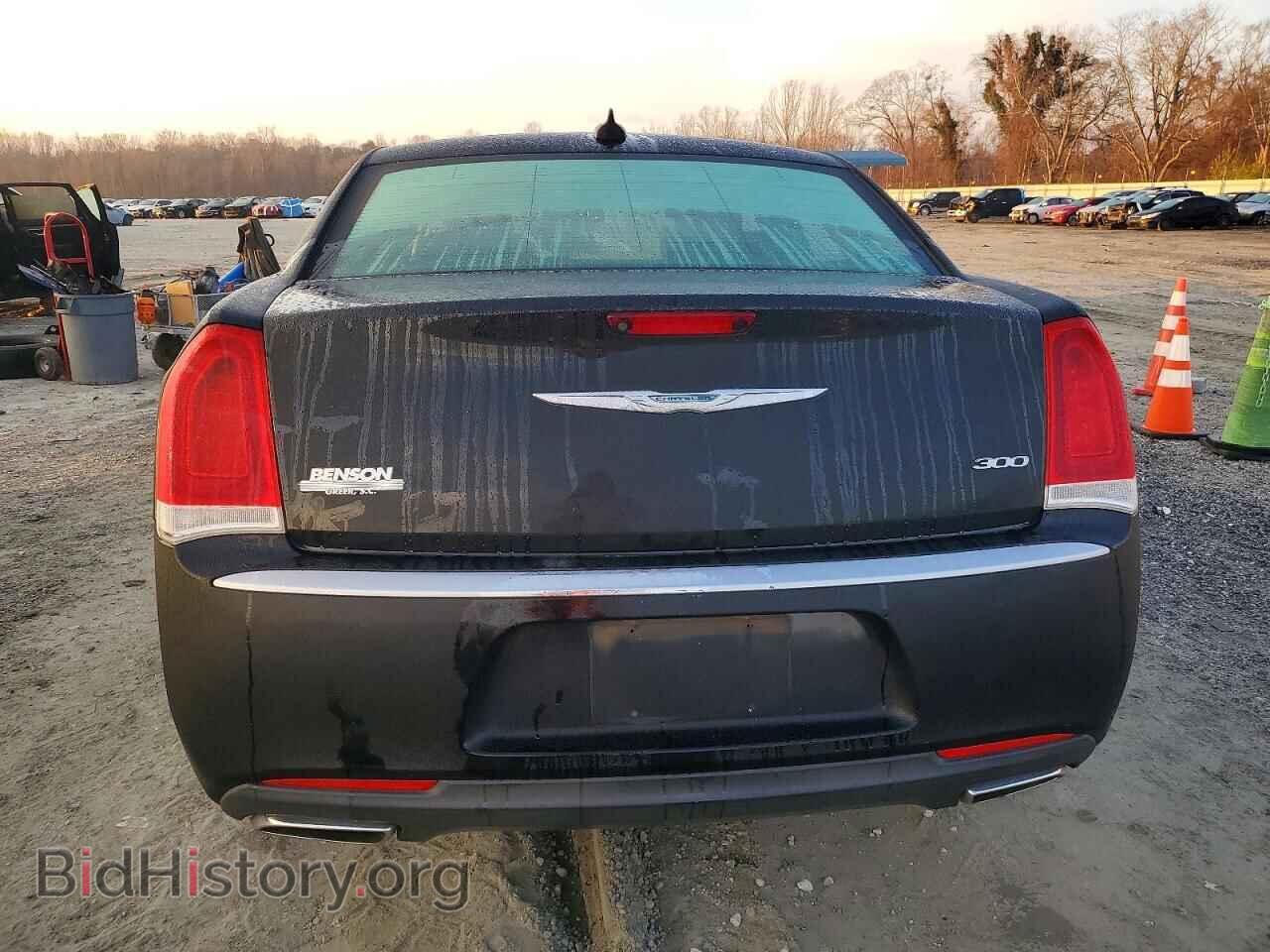 2016 CHRYSLER 300 - VIN: 2C3CCAAG8GH111329 - Photo 6