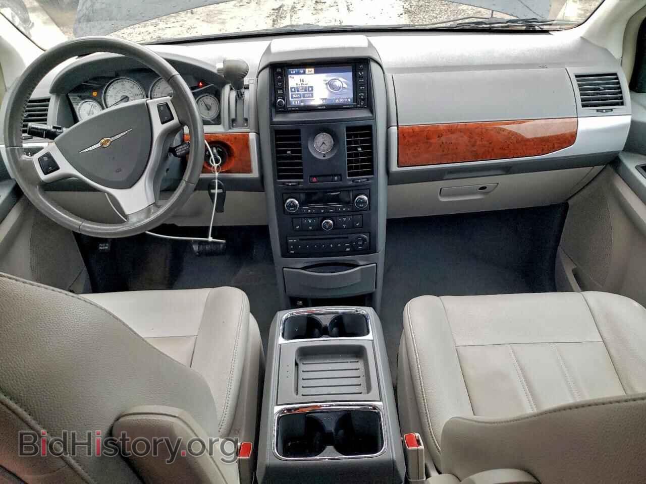 2008 CHRYSLER MINIVAN - VIN: 2A8HR54P78R758957 - Фото 8