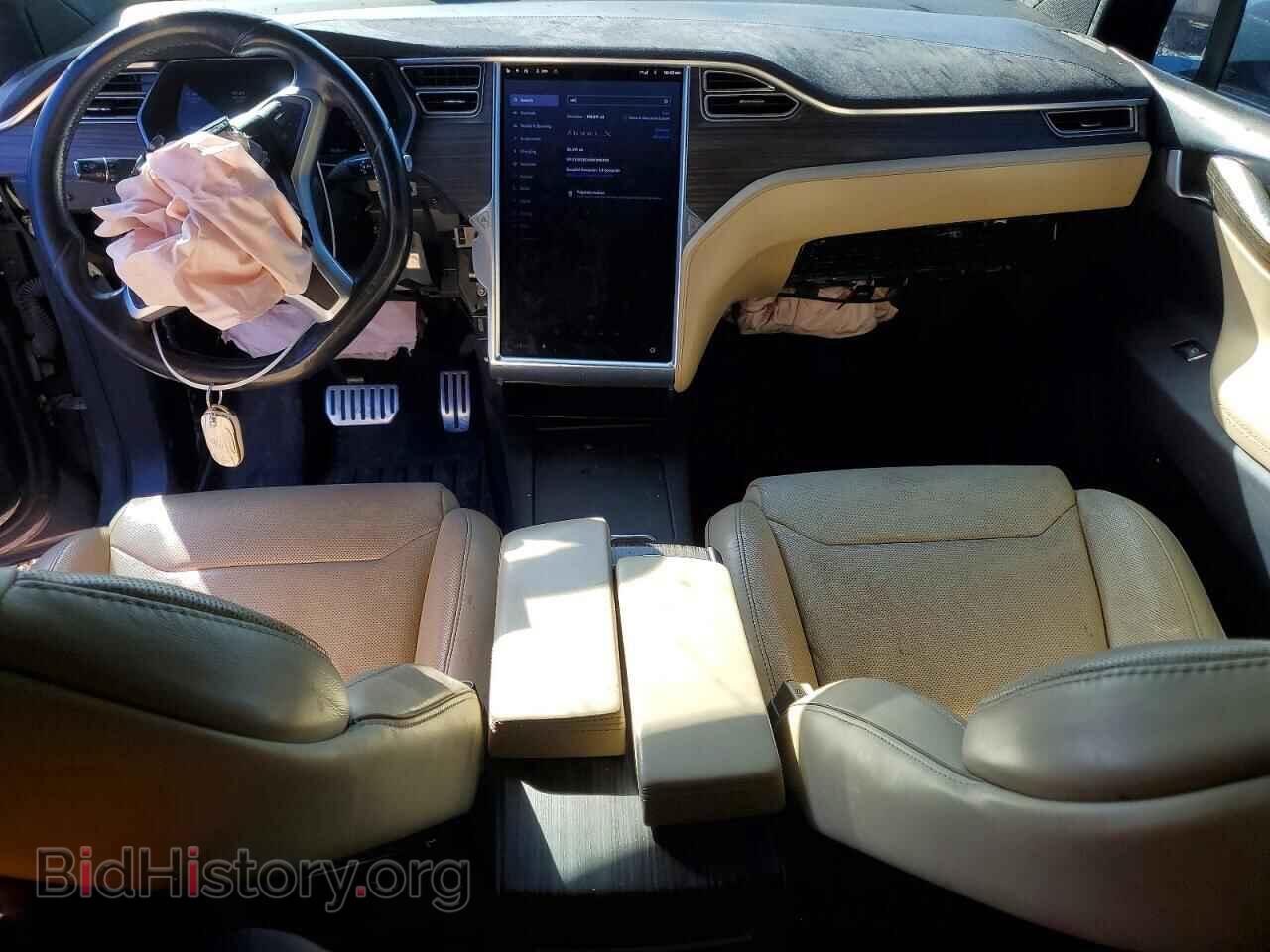 2016 TESLA MODEL X - VIN: 5YJXCBE45GFS00400 - Photo 8