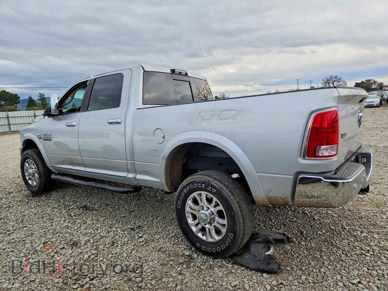 2017 RAM 2500 - VIN: 3C6UR5FL5HG764415 - Фото 2